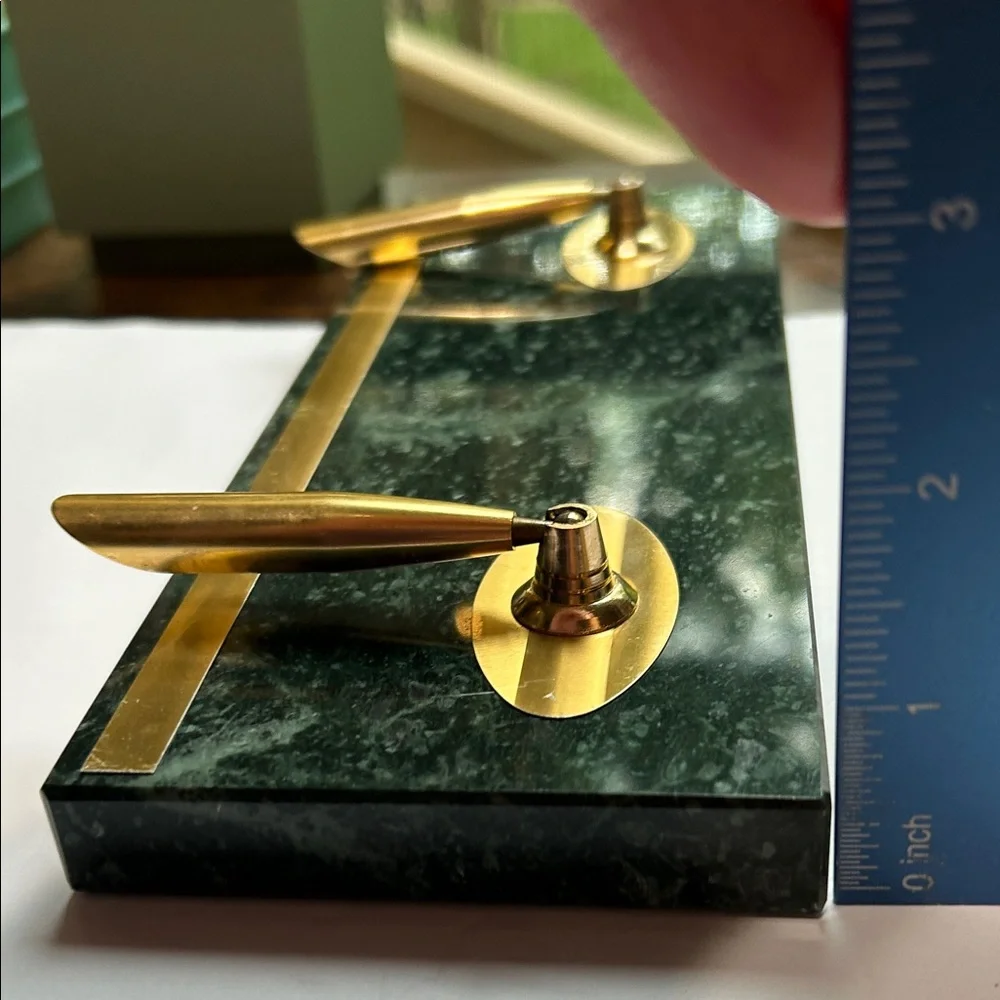MCM 1960’s Gold Pen Stand Dark Green Marble Dual pen holder Vtg Condition no pen